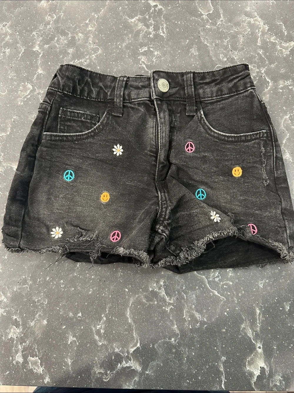 Justice Black Embroidered Peace Sign & Daisy Denim Shorts size 10